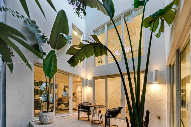 3094 Indiana Street 3094, Coconut Grove