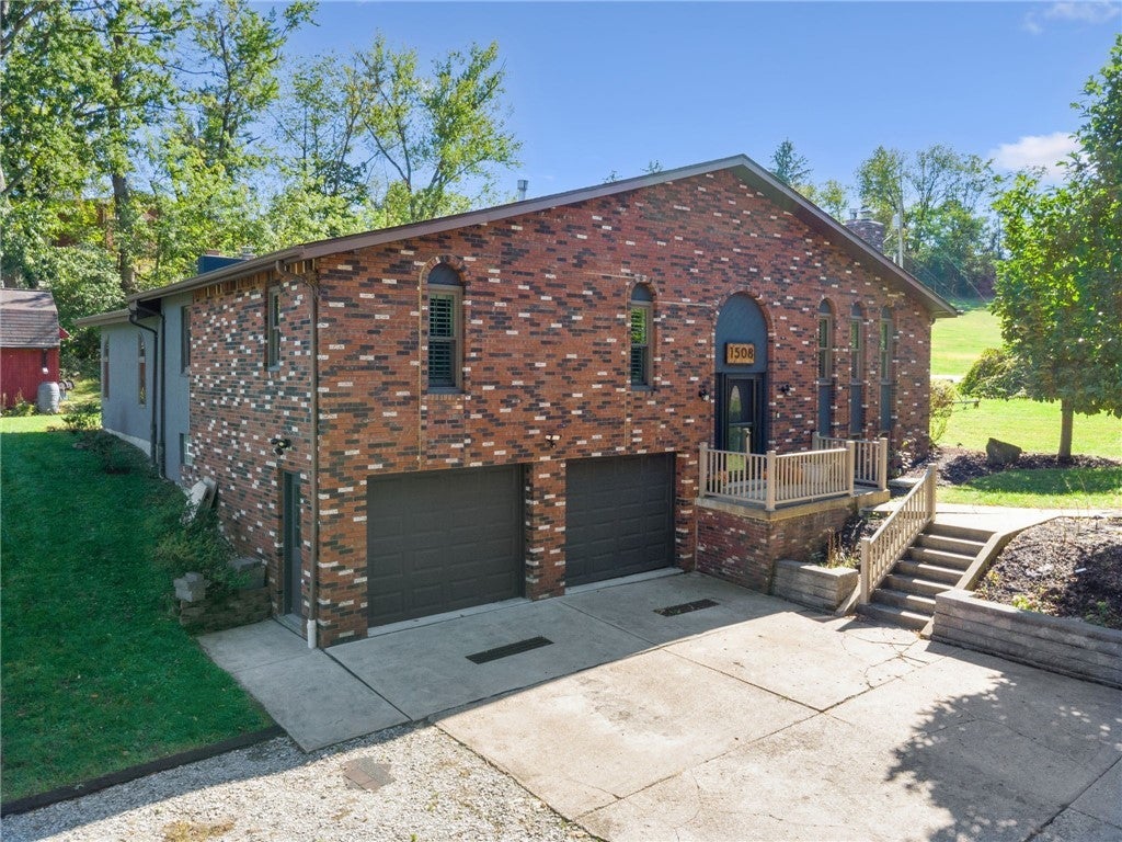 1508 Cemetery Street, Monessen