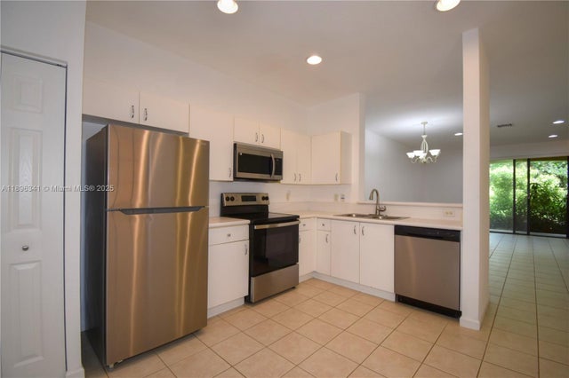 5 of 18 - 3873 Tree Top Dr, Weston, FL