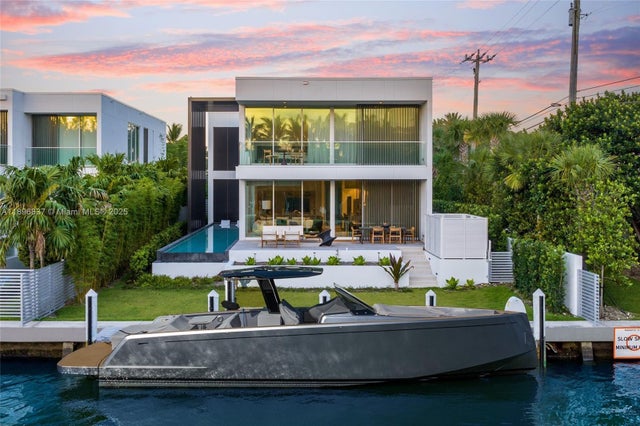 1 of 81 - 1081 W 48th St N01, Miami Beach, FL
