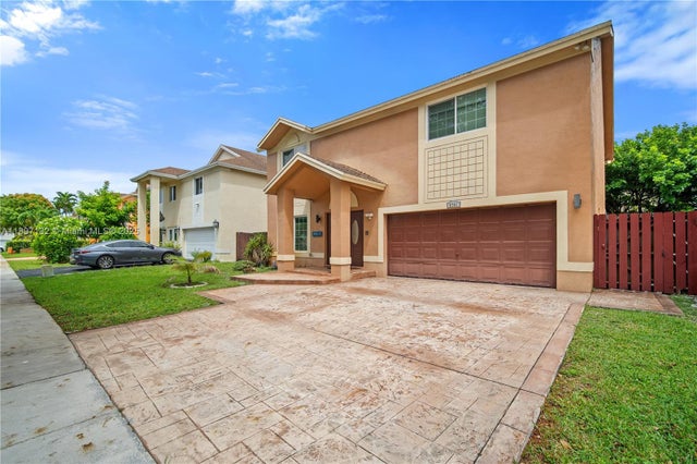 4 of 48 - 9701 Sw 16th St, Pembroke Pines, FL