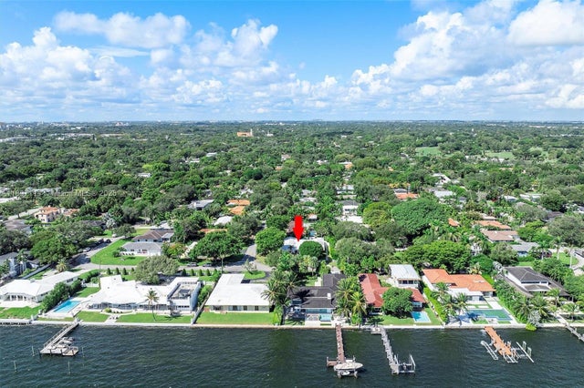 4 of 34 - 9800 Ne 13th Ave, Miami Shores, FL