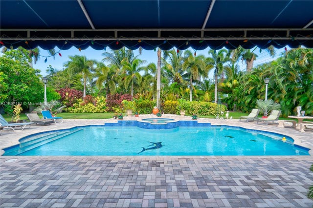 4 of 34 - 21551 Sw 187th Ave, Miami, FL