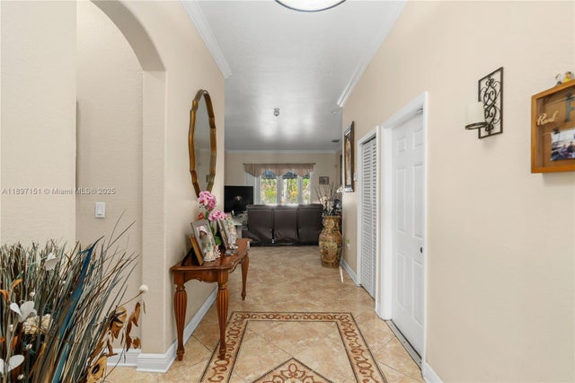 5 of 34 - 21551 Sw 187th Ave, Miami, FL