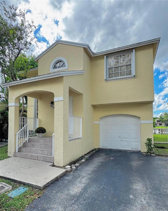 1 of 11 - 11976 Nw 12th St, Pembroke Pines, FL