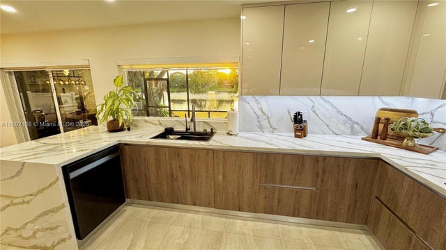 3 of 11 - 11976 Nw 12th St, Pembroke Pines, FL