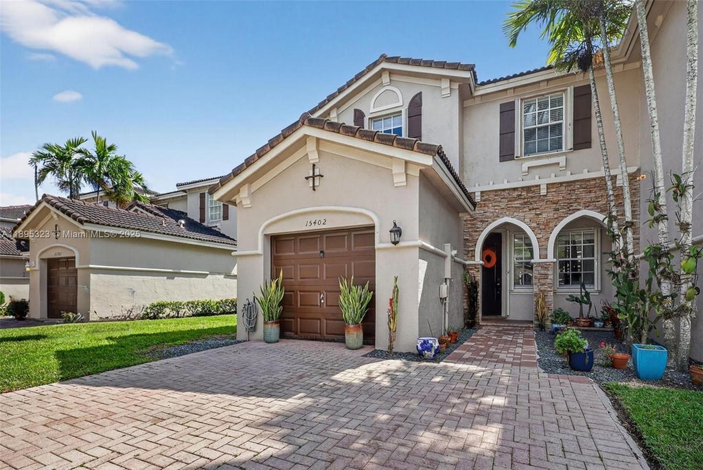 15402 Sw 8th Ln, Miami