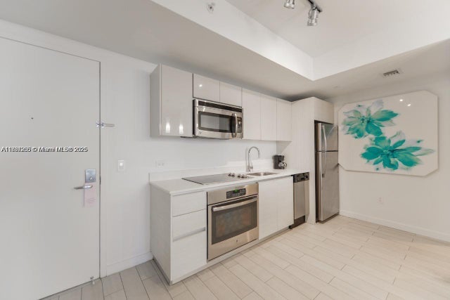 3 of 26 - 2602 E Hallandale Beach Blvd R1907, Hallandale Beach, FL