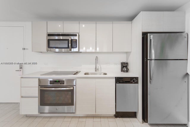 4 of 26 - 2602 E Hallandale Beach Blvd R1907, Hallandale Beach, FL