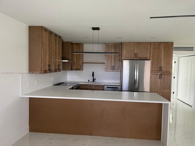 1 of 6 - 190 Seville H H, Delray Beach, FL