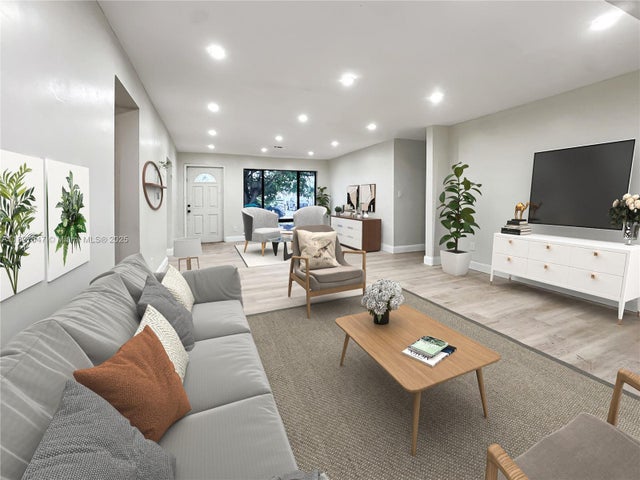 1 of 36 - 1449 Sw 49th Ave, Fort Lauderdale, FL