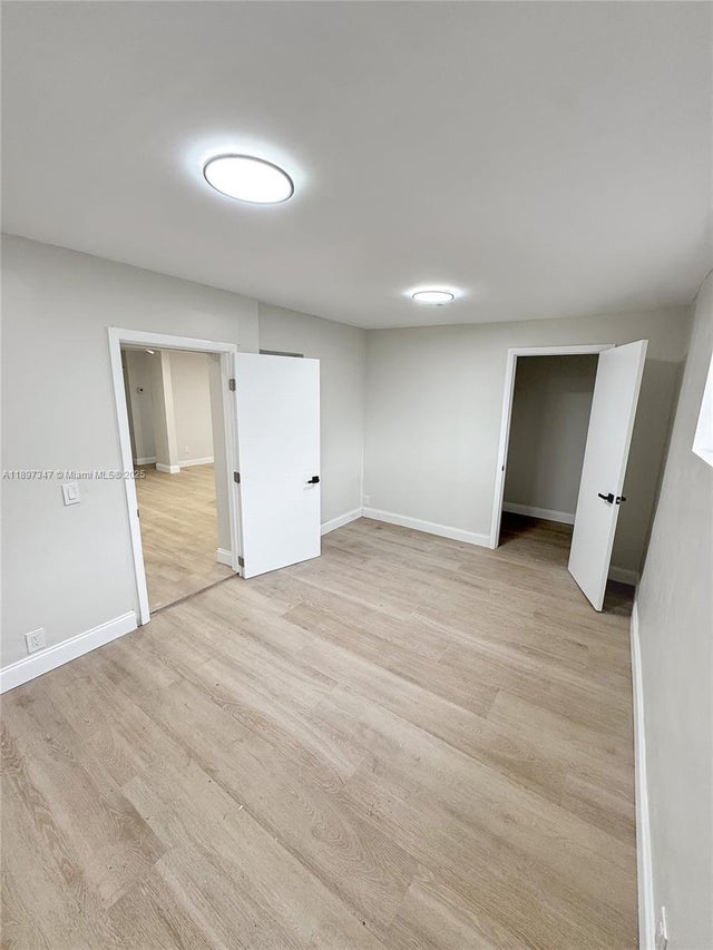 5 of 36 - 1449 Sw 49th Ave, Fort Lauderdale, FL