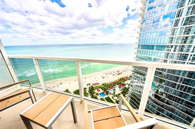 4 of 33 - 18001 Se Collins Ave 2111, Sunny Isles Beach, FL