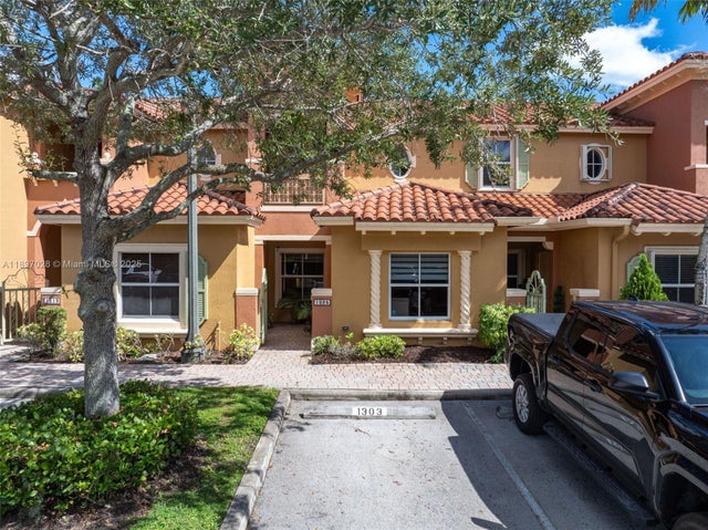 4 of 50 - 1025 Sw 143rd Ave 1303, Pembroke Pines, FL