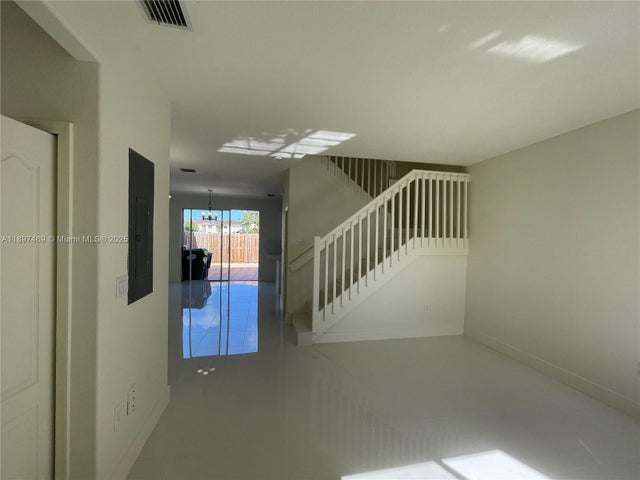 3 of 27 - 7317 Nw 174th Ter 102, Hialeah, FL