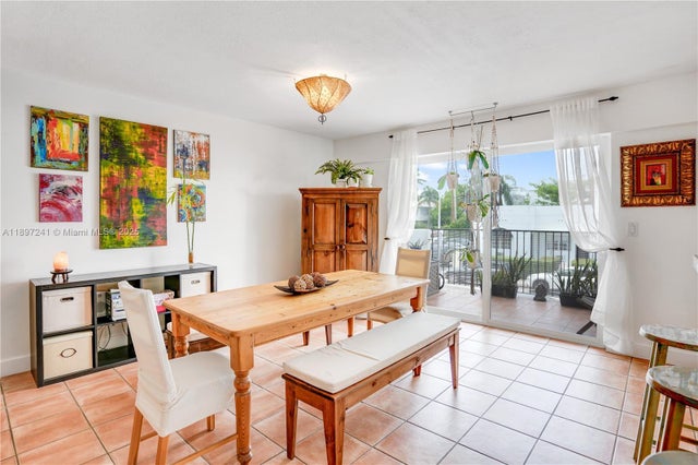 5 of 15 - 1455 West Ave 202, Miami Beach, FL