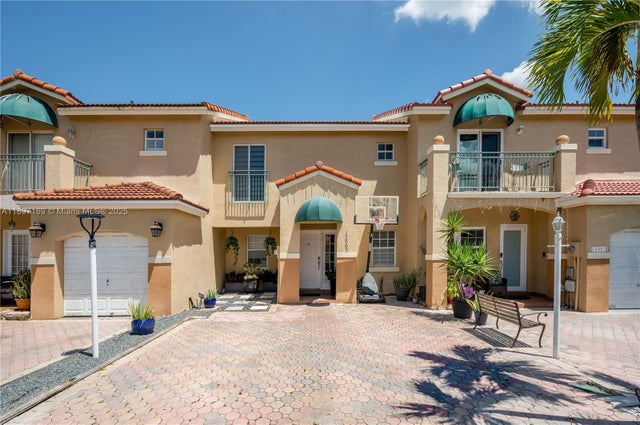 2 of 36 - 15863 Sw 71st St, Miami, FL