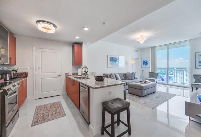 1 of 32 - 1945 S Ocean Dr 1909, Hallandale Beach, FL