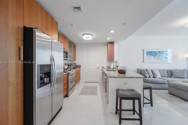 2 of 32 - 1945 S Ocean Dr 1909, Hallandale Beach, FL