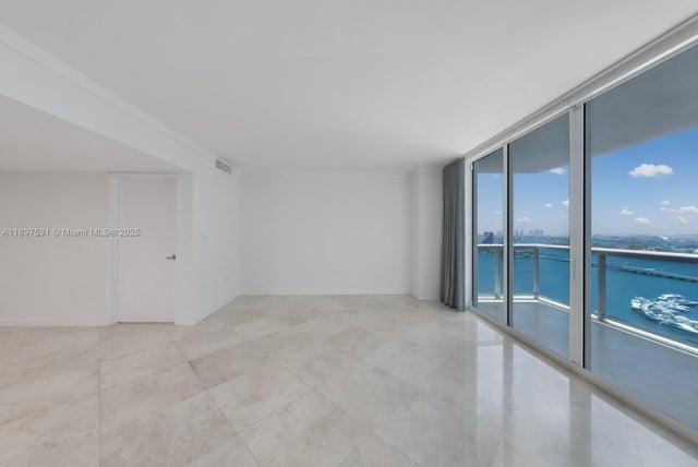 4 of 56 - 1800 N Bayshore Dr 2511, Miami, FL