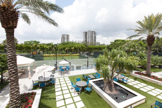 3 of 21 - 7000 Island Blvd 903, Aventura, FL