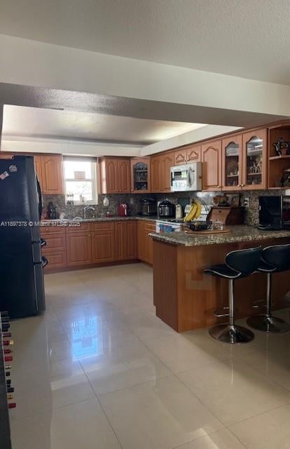 3 of 9 - 961 E 10th Pl, Hialeah, FL