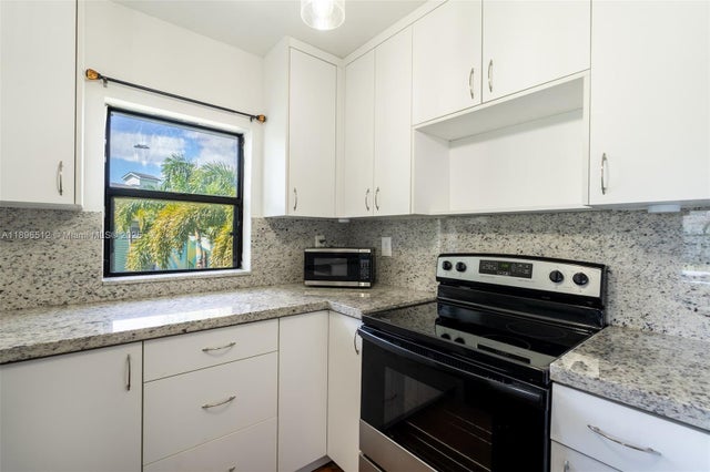 3 of 30 - 3961 Nw 87th Ave 3961, Sunrise, FL