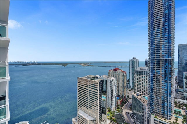 3 of 16 - 950 Brickell Bay Dr 4707, Miami, FL