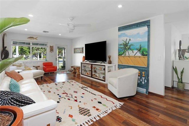 2 of 38 - 1408 Hollywood Blvd, Hollywood, FL
