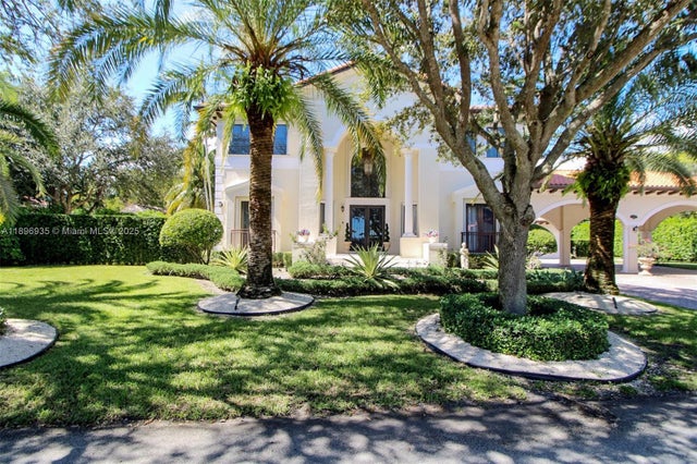2 of 50 - 18968 Sw 80th Ct, Cutler Bay, FL