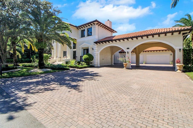3 of 50 - 18968 Sw 80th Ct, Cutler Bay, FL