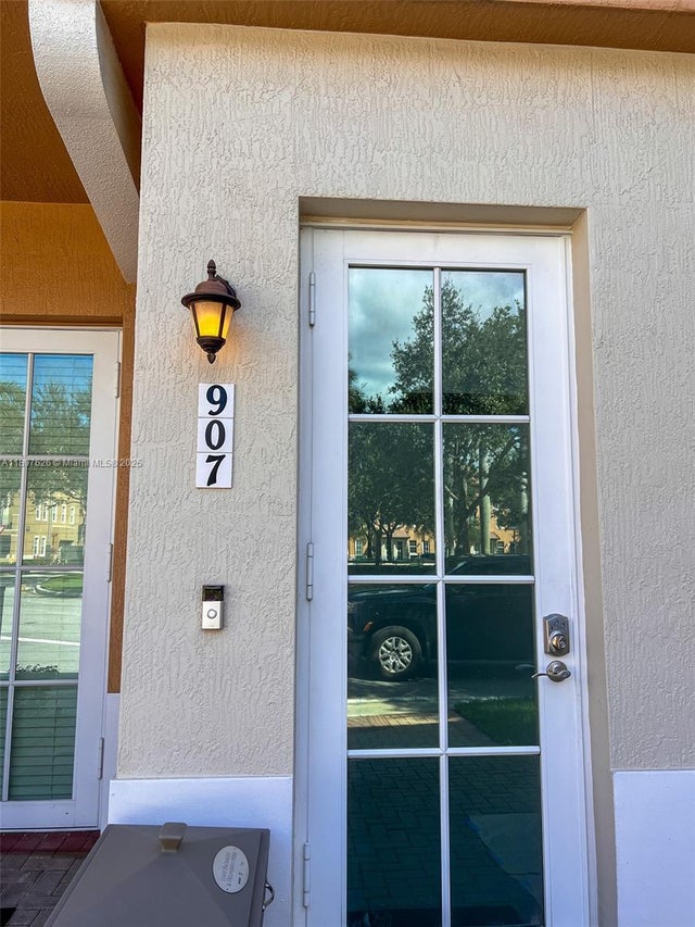 2 of 31 - 907 Sw 147th Ave 2001, Pembroke Pines, FL