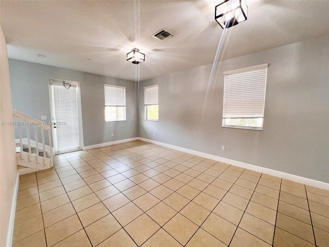 4 of 31 - 907 Sw 147th Ave 2001, Pembroke Pines, FL