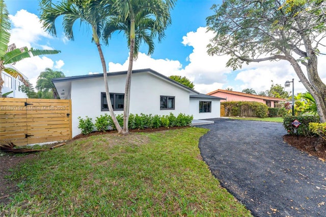 2 of 38 - 7120 Sw 92nd Ave, Miami, FL