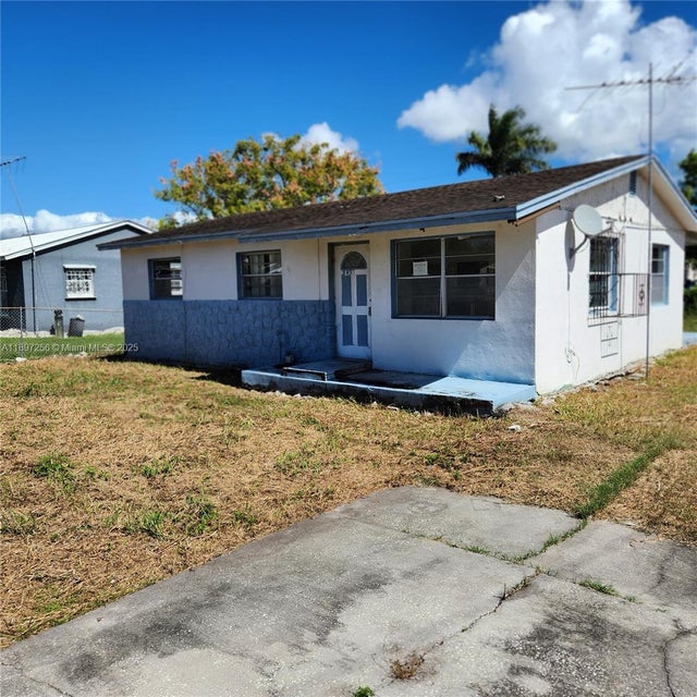 1 of 9 - 245 Sw 11th Ave, South Bay, FL