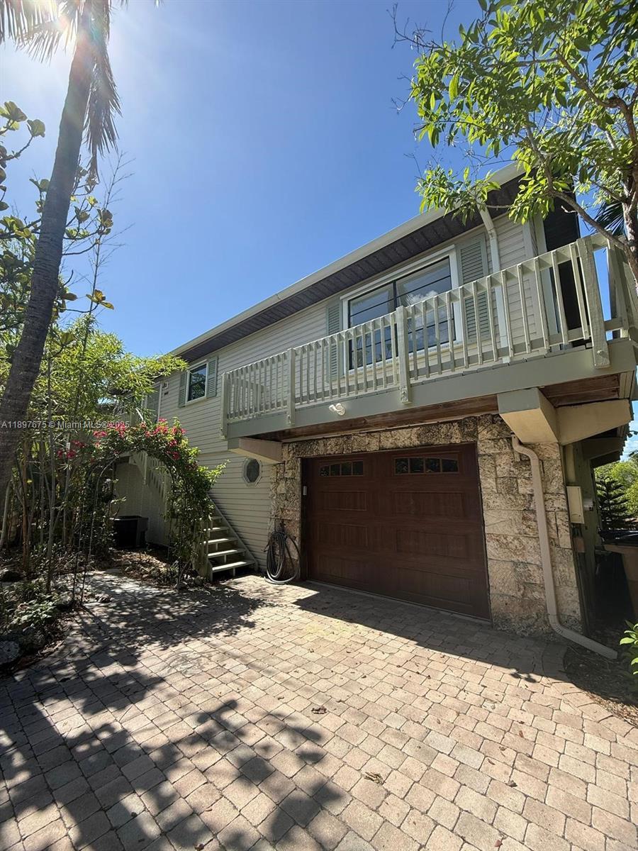 143 W Valois Blvd, Key Largo