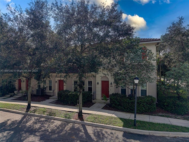 2 of 38 - 2308 Sw 100th Ter, Miramar, FL