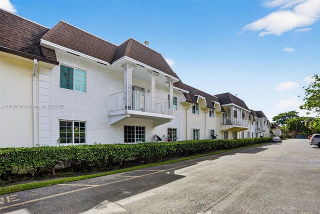 1 of 24 - 700 Se 2nd Ave 311, Deerfield Beach, FL