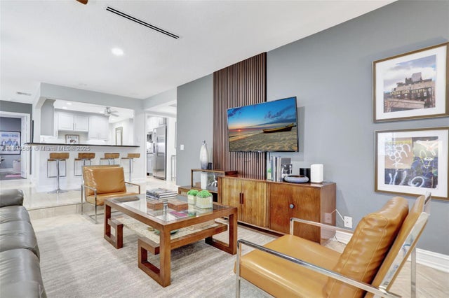3 of 41 - 1128 W Cypress Dr V-15, Pompano Beach, FL