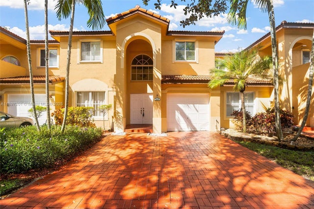 1 of 51 - 239 Mahogany Ter, Davie, FL