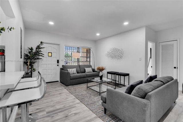 4 of 52 - 1510 Normandy Dr, Miami Beach, FL