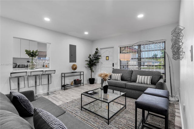 5 of 52 - 1510 Normandy Dr, Miami Beach, FL