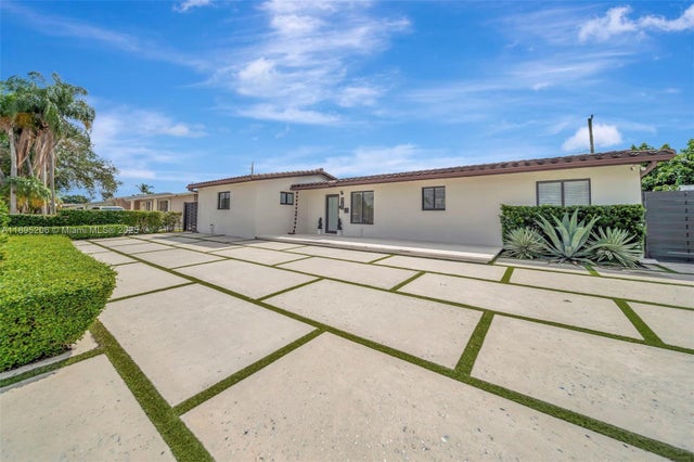 2 of 43 - 8340 Nw 178th St, Hialeah, FL