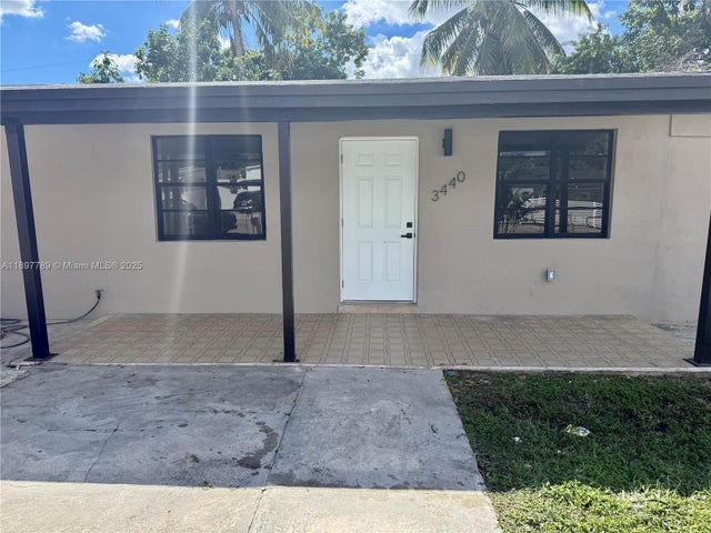 4 of 38 - 3440 Nw 95th Ter, Miami, FL