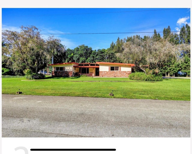 1 of 30 - 4321 Sw 100th Ter, Davie, FL