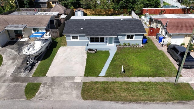 3 of 25 - 6371 Scott St, Hollywood, FL