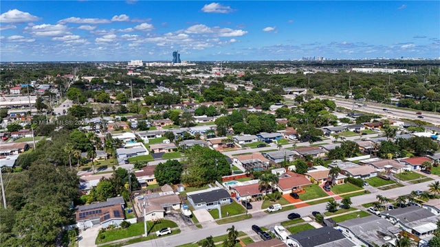 5 of 25 - 6371 Scott St, Hollywood, FL