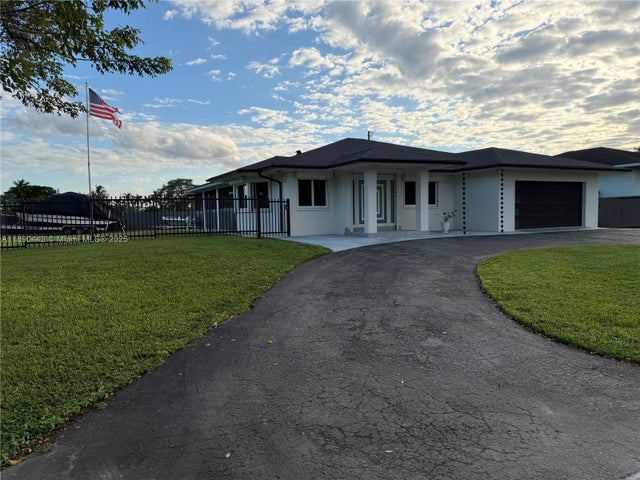 4 of 26 - 17404 Sw 245th Ter, Homestead, FL