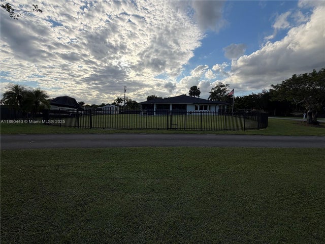 5 of 26 - 17404 Sw 245th Ter, Homestead, FL