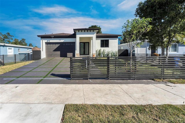 2 of 39 - 5270 Plunkett St, Hollywood, FL